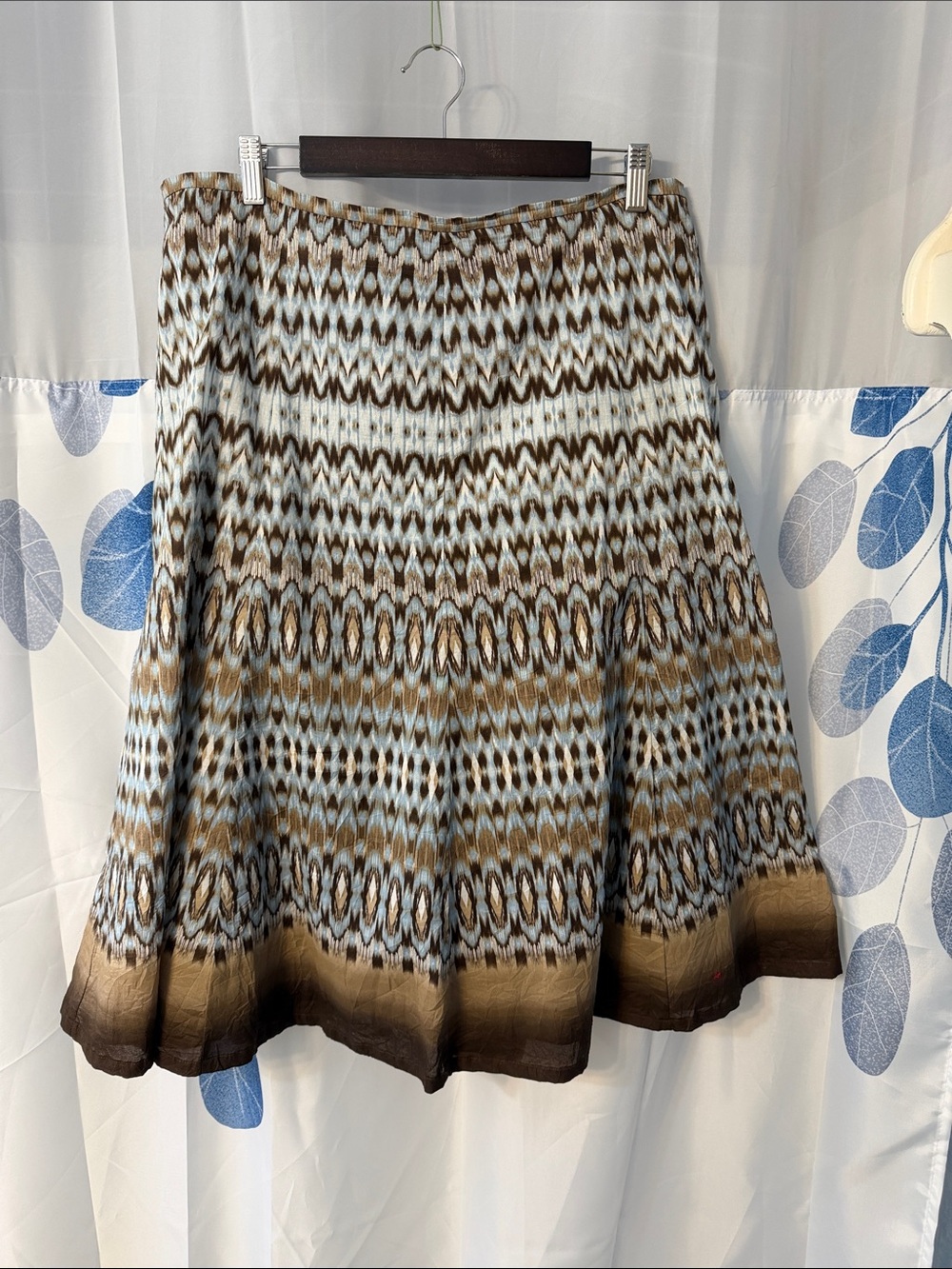 Liz Claiborne Blue and Brown ikat Patterned skirt